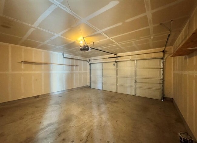 Building Photo - 104 Gettysburg Loop