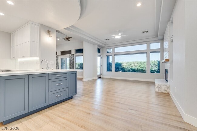 Building Photo - 2508 Sandilands Dr
