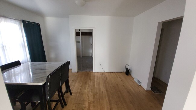 Building Photo - Move-In Ready 2BR/2BA with Garage – Great Location