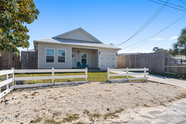 Building Photo - 308 George C Wallace Blvd