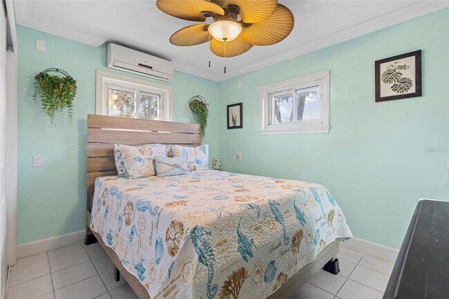 Building Photo - 284 44th Ave