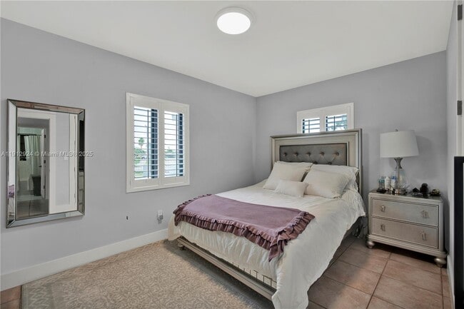 Building Photo - 1230 SW 86th Ct