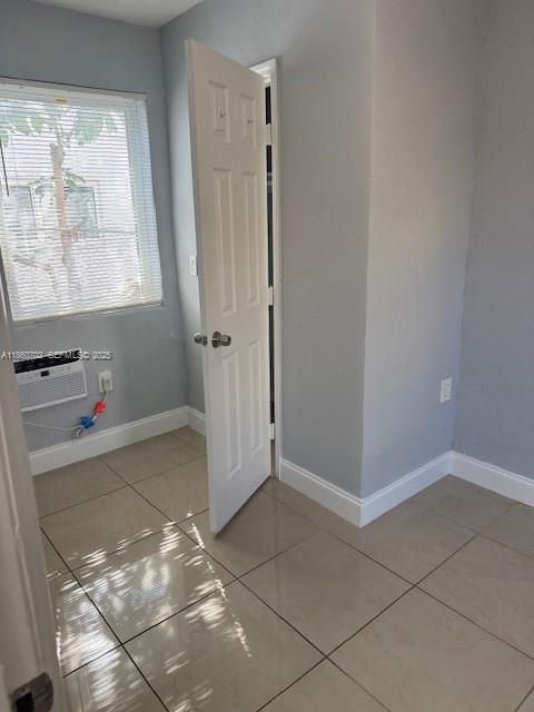 Building Photo - 172 NW 12th St