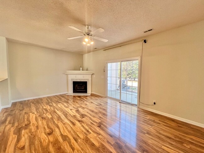 Building Photo - **OFFERING WAIVED APPLICATION FEES & $100 ...
