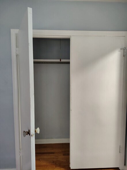 Primary Photo - 1709 B St