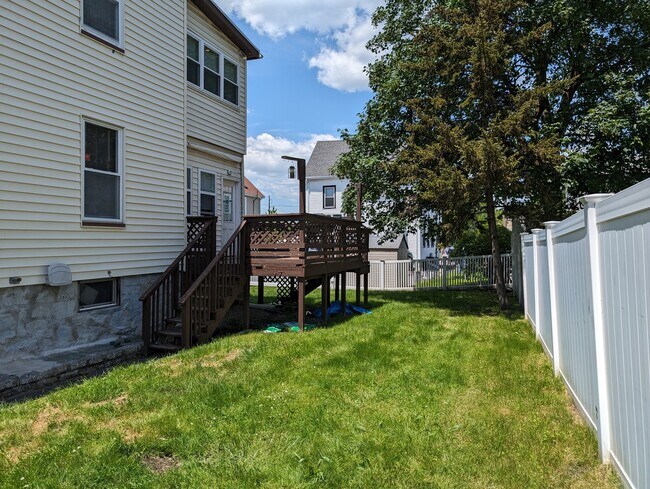 Building Photo - 11 Kearney St