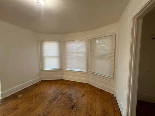Building Photo - 1253 N 34th St