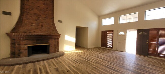 Building Photo - 7664 Angel Crest Cir