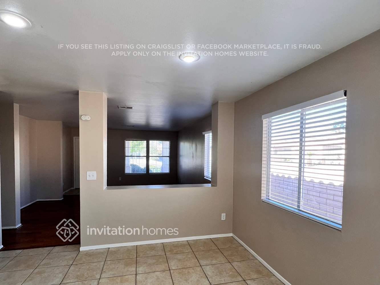 Building Photo - 876 Tollbrook Way