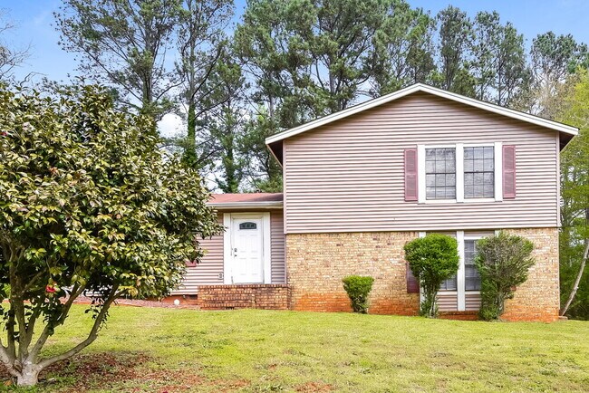 Building Photo - 4284 Dogwood Farms Dr