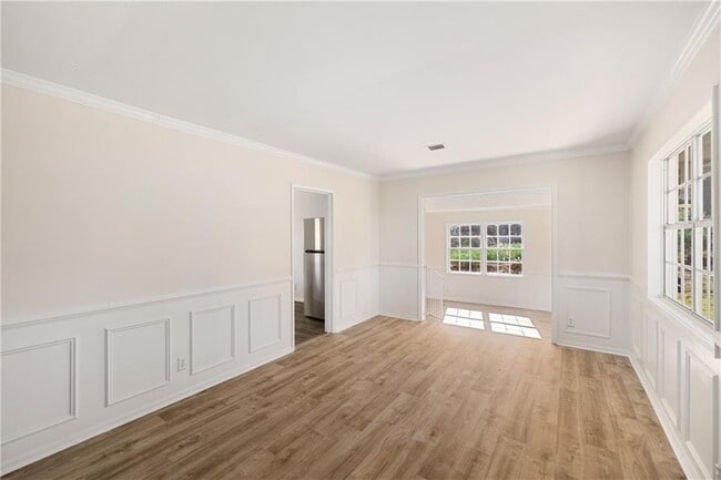 Building Photo - 3841 Cherokee Trail