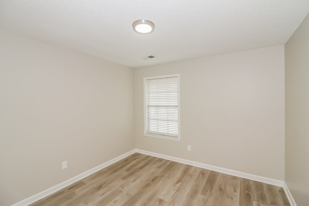 Building Photo - 6931 Hillshire Dr