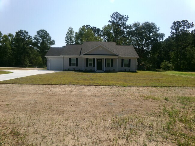 Building Photo - 2532 Harvey Rd