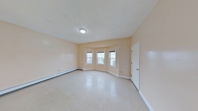 Building Photo - 33 Elmore St