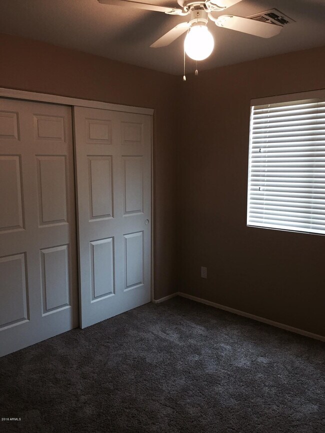 Building Photo - 16210 N 162nd Dr