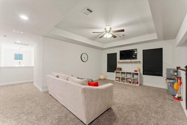 Building Photo - 23625 Alder Branch Ln