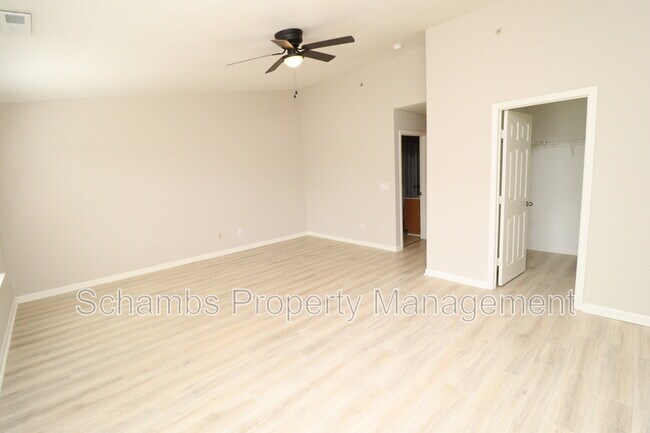 Building Photo - 8631 Neuse Club Ln