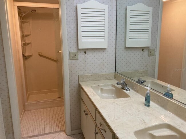 Building Photo - 6114 43rd St W