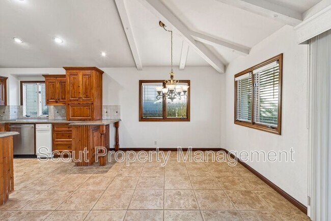 Building Photo - 38285 Oaktree Loop