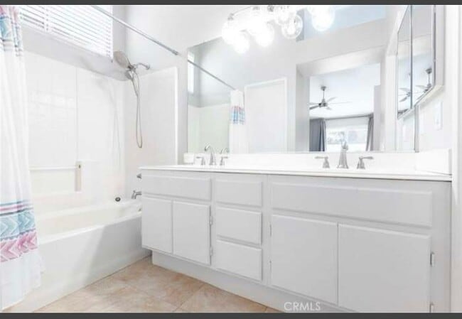 Building Photo - 43345 Via Sabino