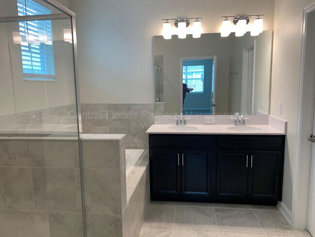 Building Photo - 2913 Verse St