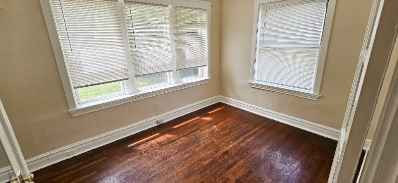 Building Photo - 4988 Odell St