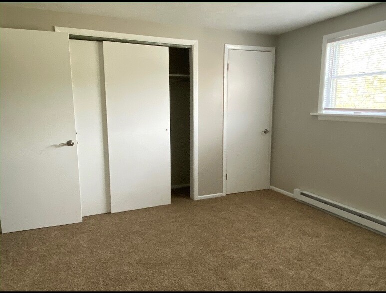 Bedroom 1 - 114 N Harrison Rd