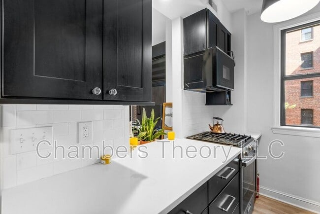 Building Photo - 2515 K St NW