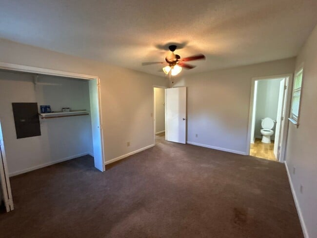 Building Photo - 5722 Whisperwood Dr
