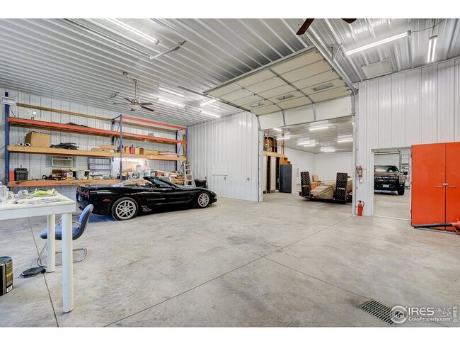 Building Photo - 6820 Willow Vista Ct