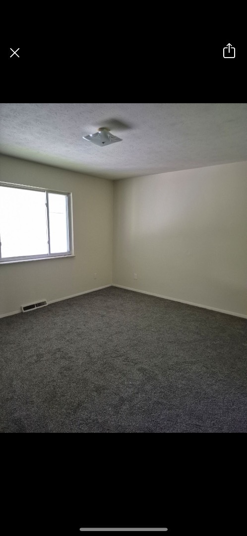 Building Photo - 2297 Eastlawn Ave