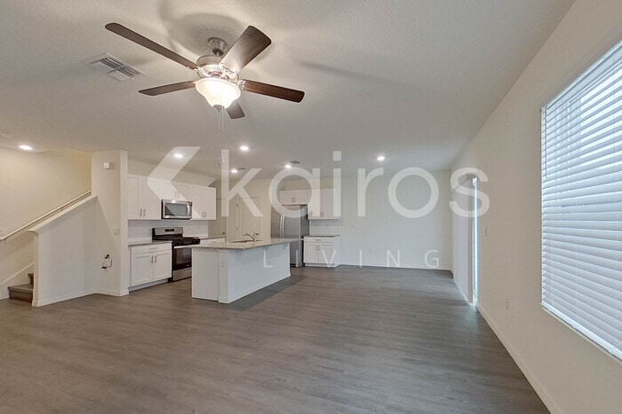 Building Photo - 32216 Edson Ave