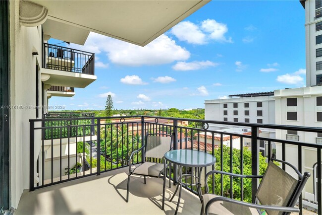 Building Photo - 1300 Ponce de Leon Blvd