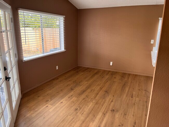 Building Photo - 24418 Electra Ct