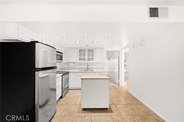Building Photo - 9647 Spyglass Ave