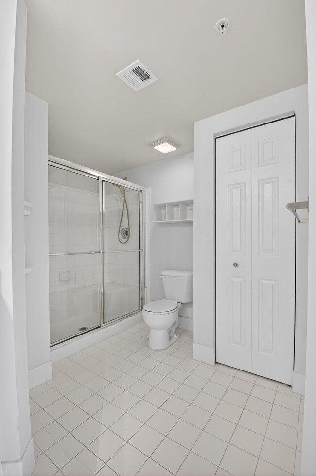 Building Photo - 3421 Tuscany Way