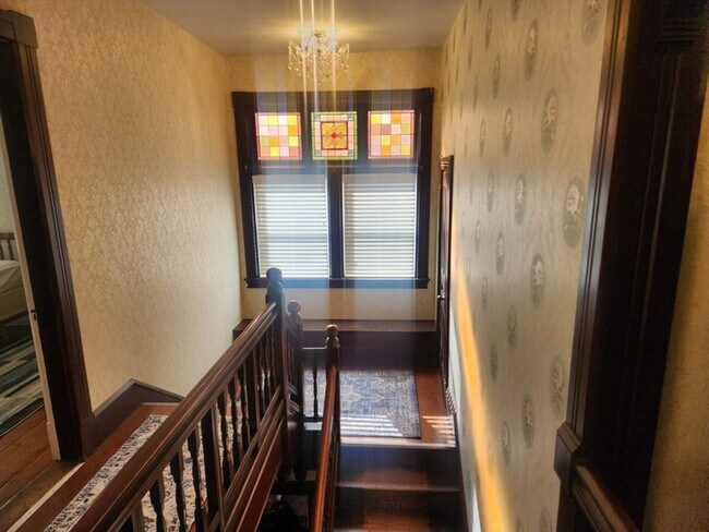 Building Photo - 15 Arlington St