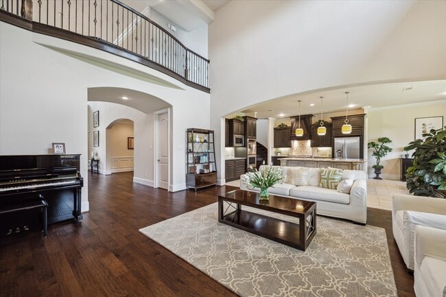 Building Photo - 4511 Royal Bend Ln