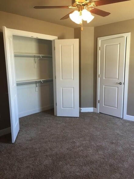 Bedroom 3 - 5211 S 65th Plz