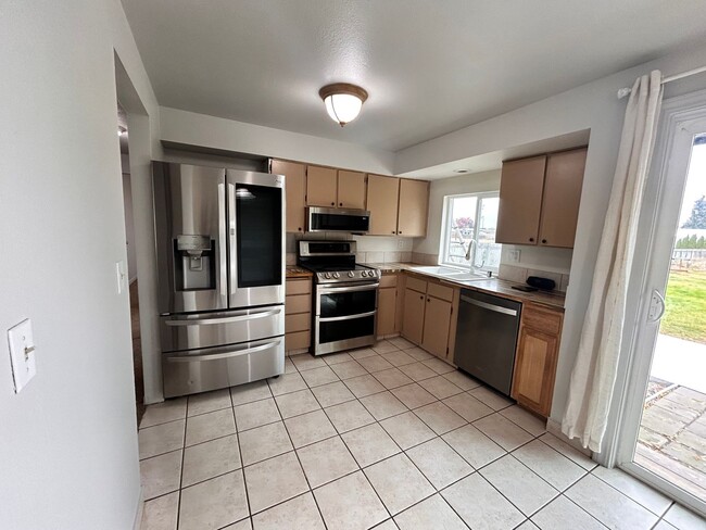 Building Photo - Charming 4 Bed, 2 Bath Home in Spokane Valley!