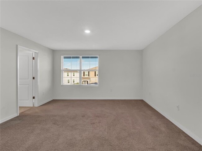 Building Photo - 16645 Mosaic Oar Dr