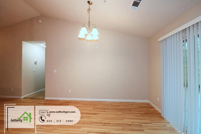 Building Photo - 2381 Yellow Finch Way