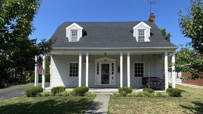 Building Photo - 1115 W Addition St