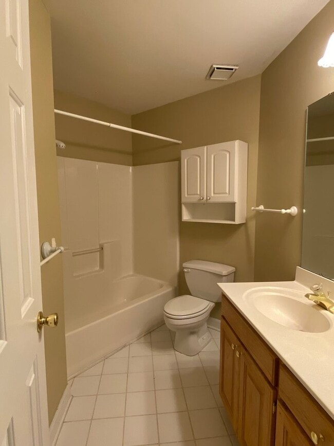 Building Photo - Orchard Farms, 4 Bedroom 2.5 Bath