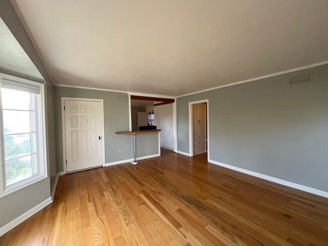 Building Photo - 4643 NE 38th Ave