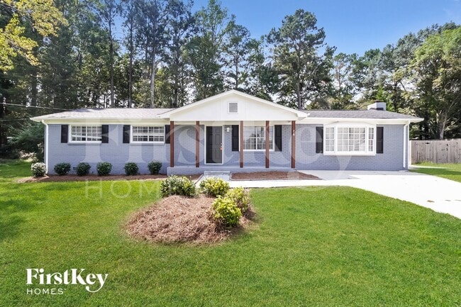 Building Photo - 76 Hunters Cir