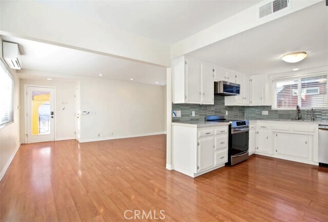 Building Photo - 2612 S Denison Ave