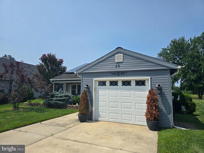 Building Photo - 29 Marlborough Dr