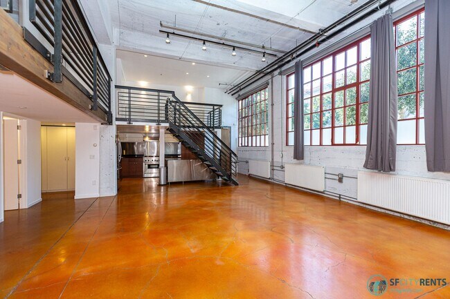 Building Photo - SoMA: Ground Level Conversion Live/Work Lo...