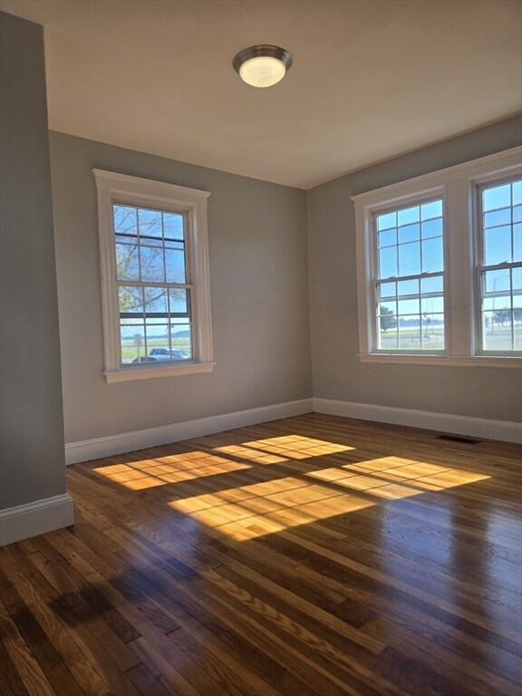 Building Photo - 36 Surfside Rd